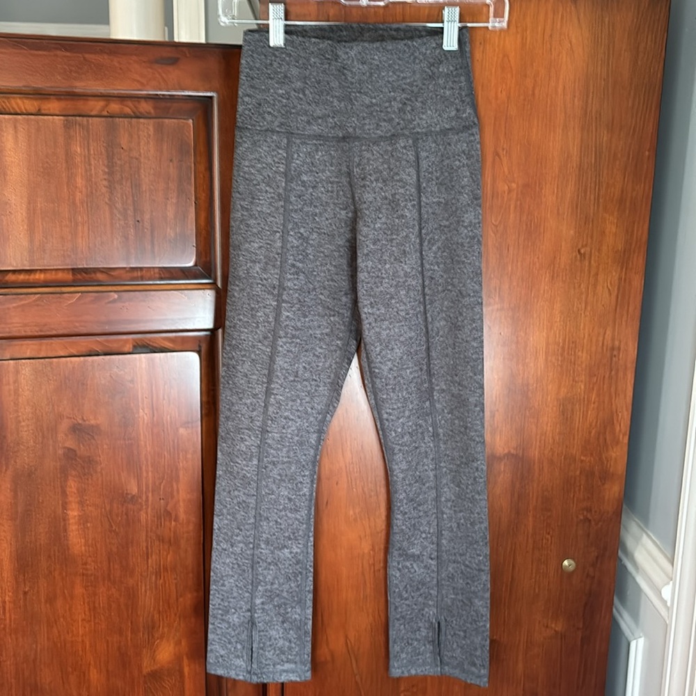 NWT OFFLINE Aerie The Hugger Leggings